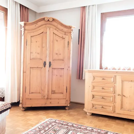Haus Fink *